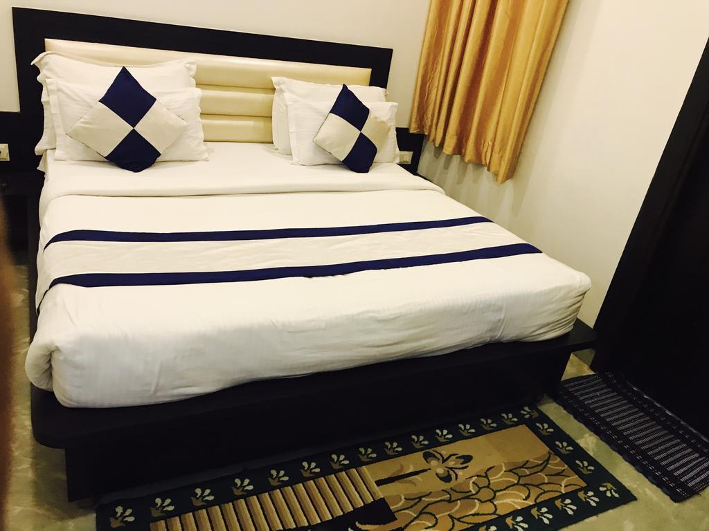 Hotel Aaradhya Residency Agra  Exterior foto