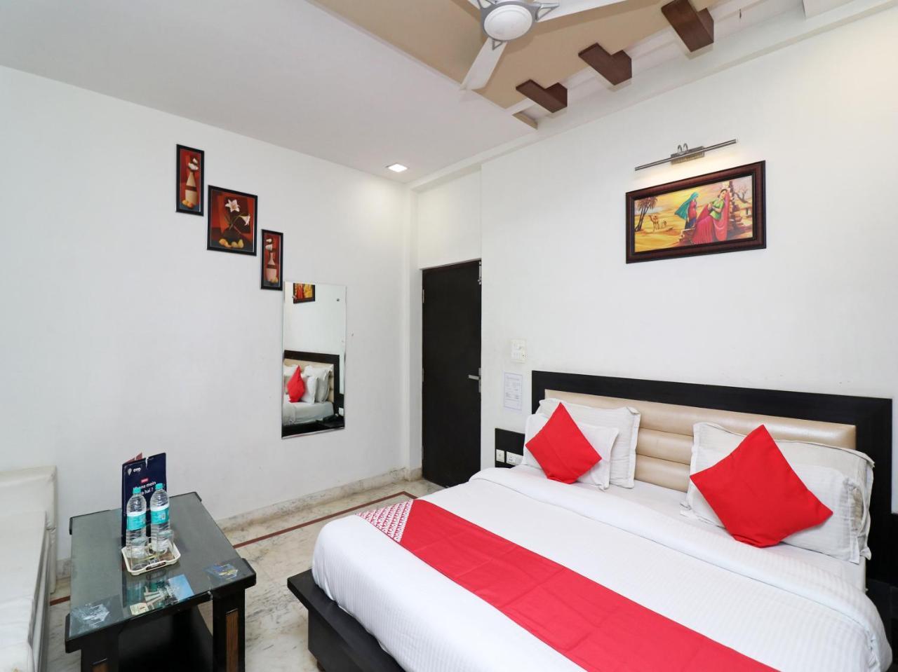 Aaradhya Residency Hotel Agra  Exterior foto