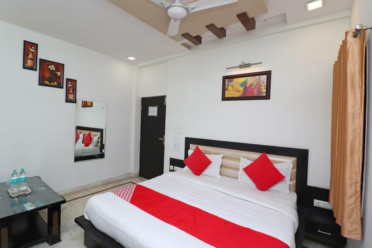 Hotel Aaradhya Residency Agra  Exterior foto